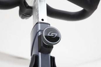 Stages SC2 pop pin knob below the handlebar post