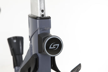 Stages SC2 height adjustment knob, low-angle view